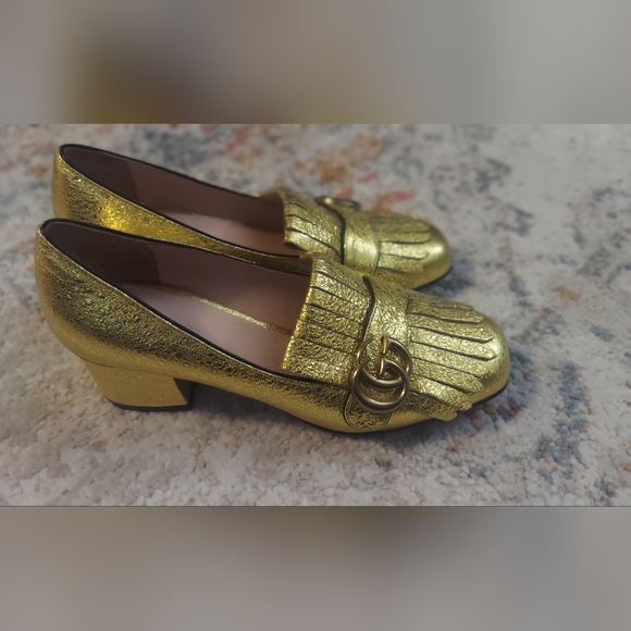 Gucci Marmont GG Logo Golden Fringe Block Mid Heel Kiltie Loafers Pumps - Picture 1 of 5